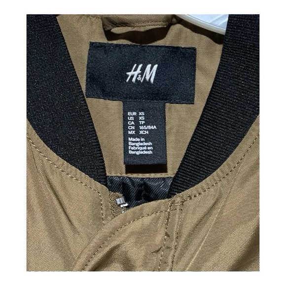 Women’s H&M Padded Bomber Jacket Gold & Black Size XS - Picture 8 of 8